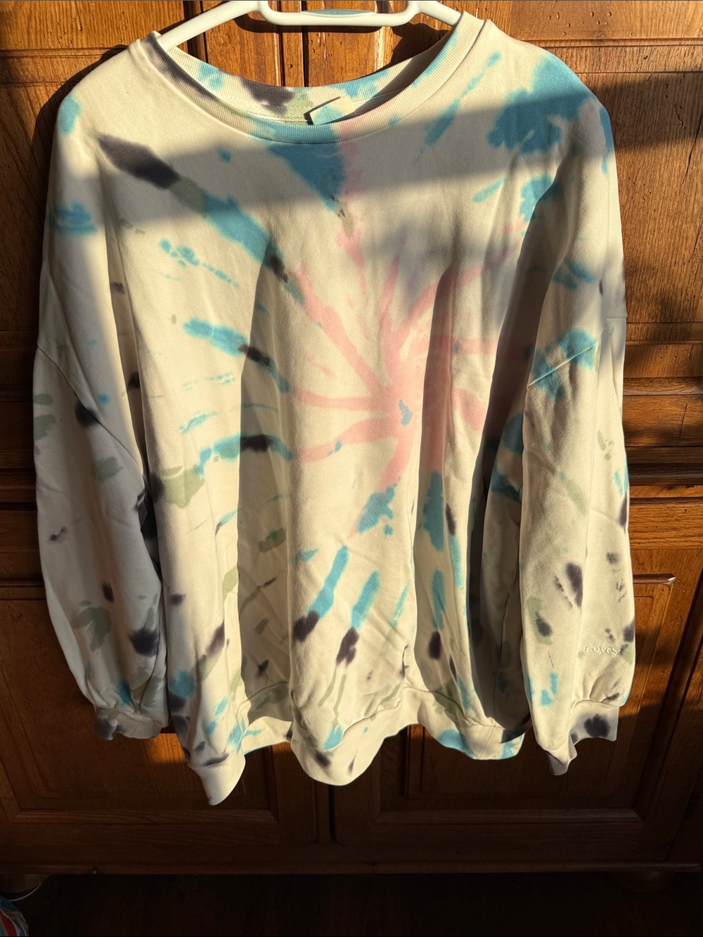 Levi's Cream Pullover Sweatshirt with Blue, Pink & Black Tie-Dye